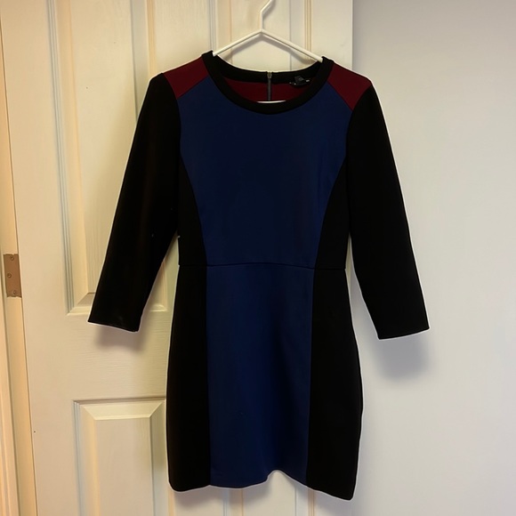 Club Monaco Dresses & Skirts - Club Monaco Colour Block Dress